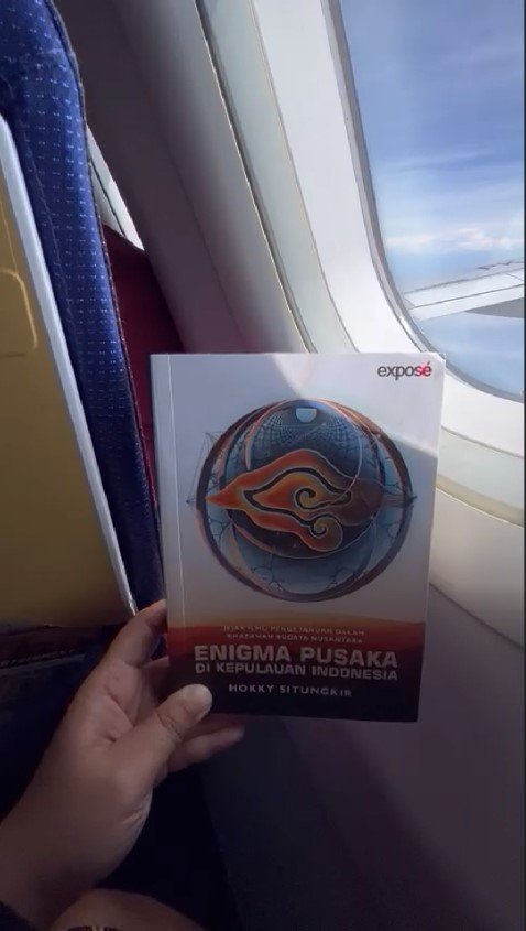 Enigma Pusaka di Kepulauan Indonesia, Sains Populer, Sosial Budaya, Handy Book, Teman Traveling, Baca Buku